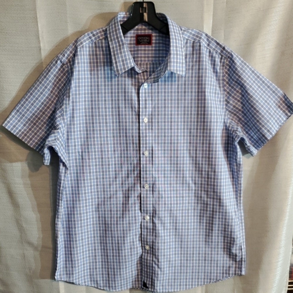 UNTUCKit XL Slim Fit Short Sleeve Blue and White Checkered Men's Shirt